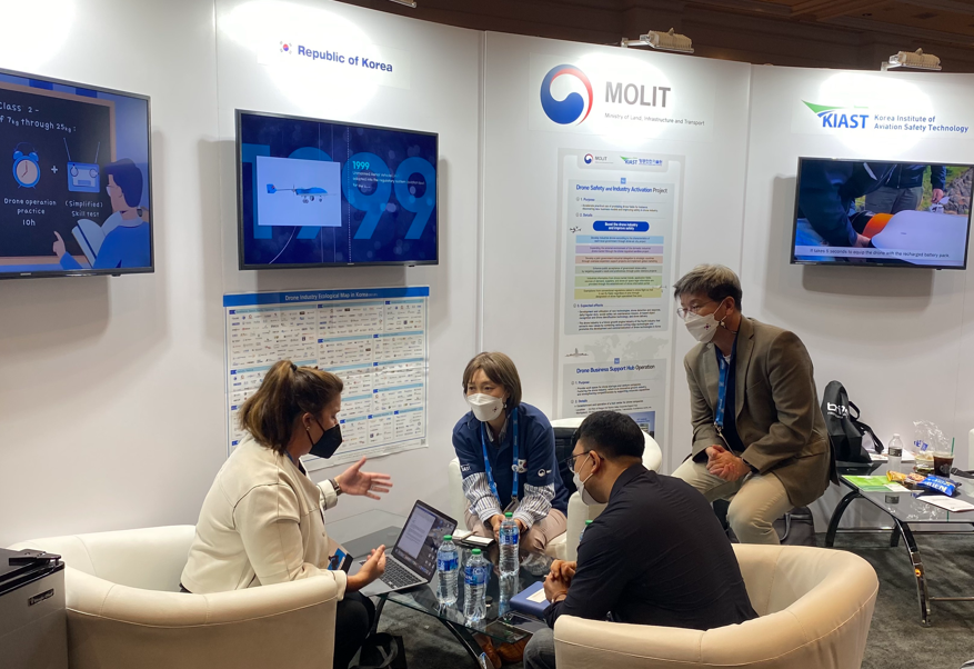 국제행사에 참여한 대한민국 대표단 모습5